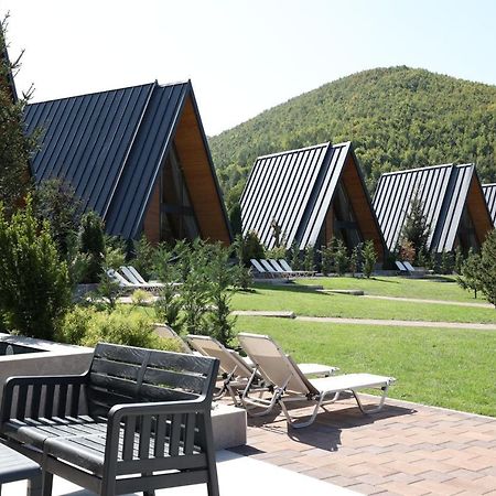 פריזאי Freskia Resort מראה חיצוני תמונה