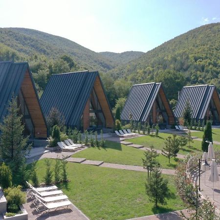 פריזאי Freskia Resort מראה חיצוני תמונה